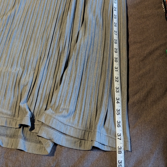 THEORY Drapey Tee Pleated Maxi Skirt New Grey Melange - Picture 5 of 8